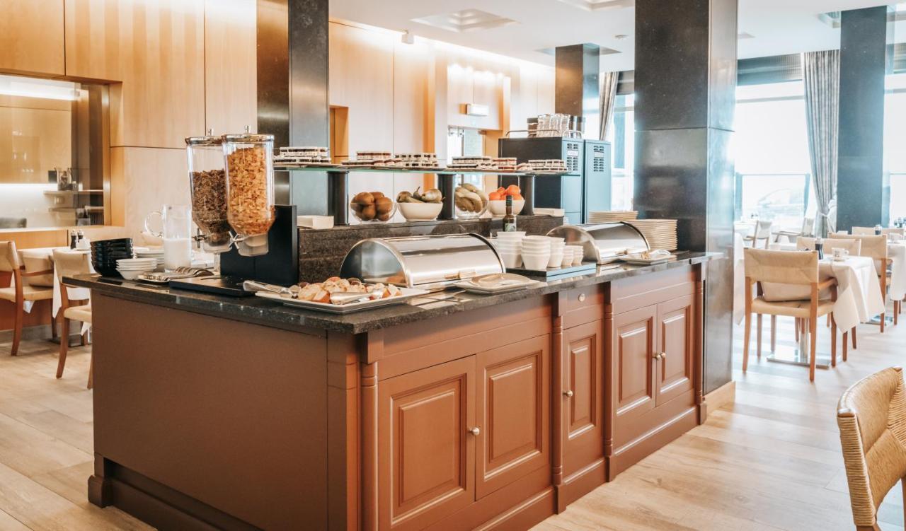 Hotel Riant-Sejour By Wp Hotels (Adults Only) Бланкенберге Екстериор снимка