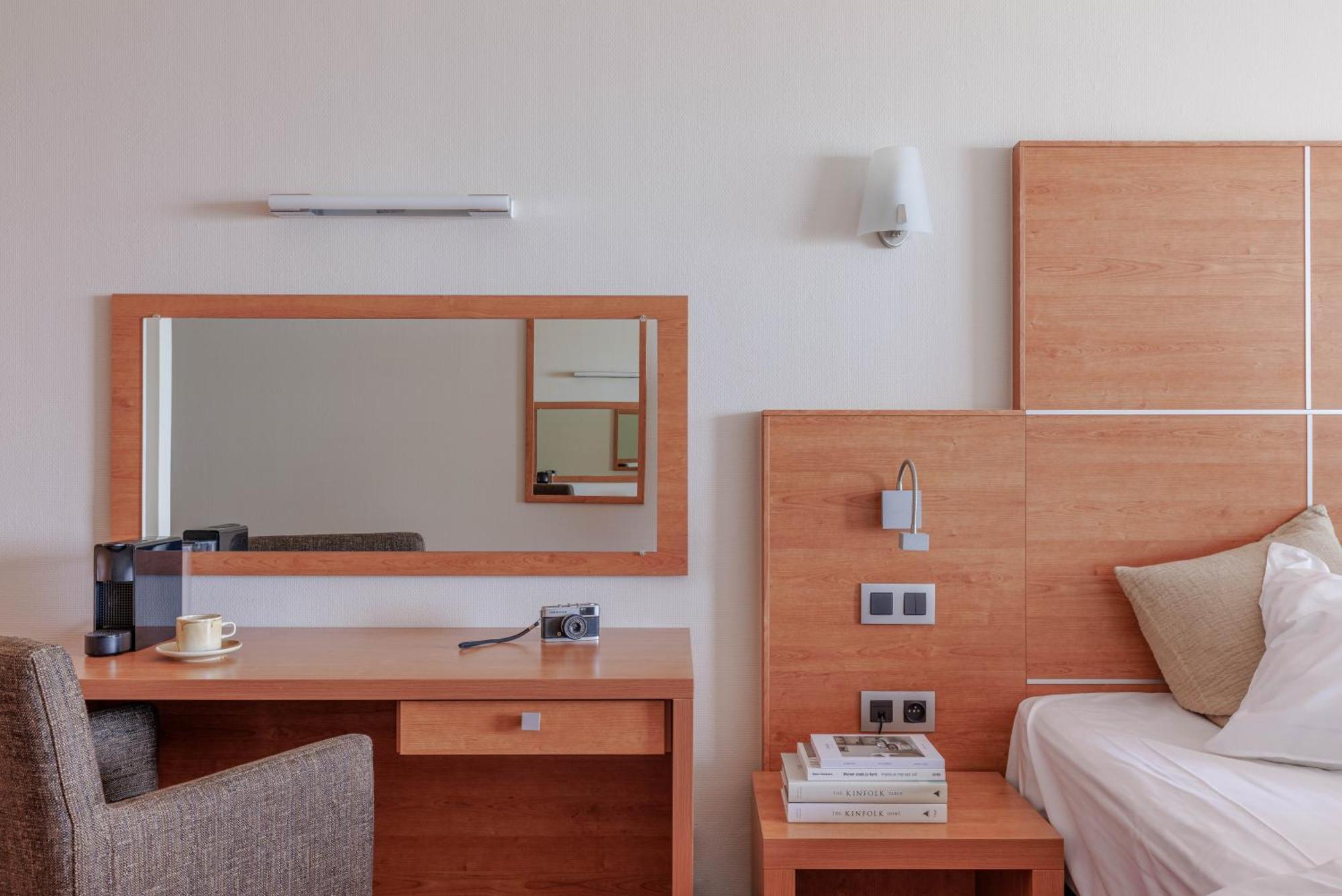 Hotel Riant-Sejour By Wp Hotels (Adults Only) Бланкенберге Екстериор снимка